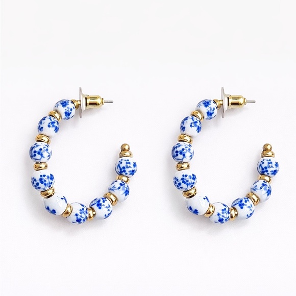 Zara Jewelry - ⚜️ Gold and Blue Accents Earrings